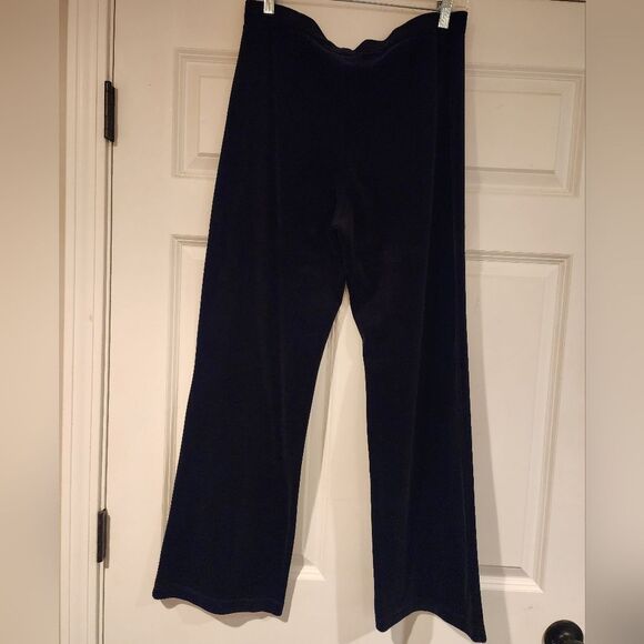 Charter Club black velour bootcut sweatpants - Picture 4 of 4
